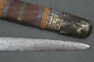 A keris (kris kriss) dagger with an unusual painted scabbard - Probably mid 20th 5