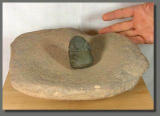 SEMI ROUND GRINDING STONE,  22cm/8inches,  NEOLITHIC,  SAHARA,  5000 years 5