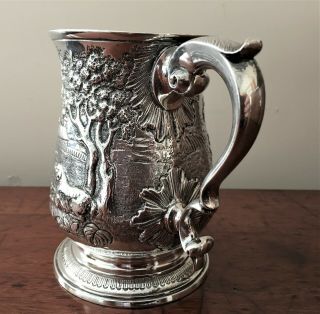 George III Embossed Silver One Pint Tankard,  London 1767,  John Payne (401g) 3