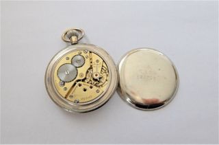 1940 ' S OMEGA MILITARY 15 JEWELLED SWISS LEVER POCKET WATCH IN ORDER 6