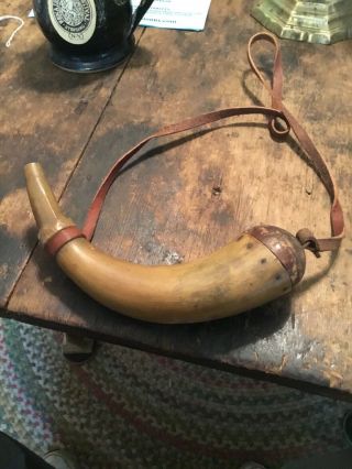 Revolutionary War 18th Century Fancy Carved Facet Spout And Dome End Powder Horn