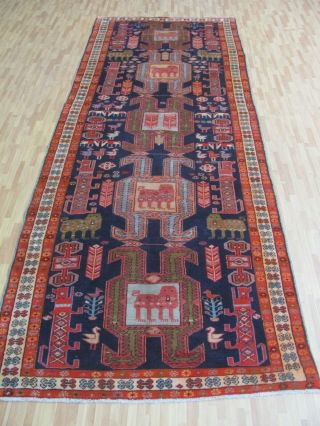 A Magical Old Handmade Meshkin Oriental Runner (312 X 119 Cm)