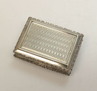 Nathaniel Mills Birmingham Sterling Silver Vinaigrette,  1836.  With Leather Case 3