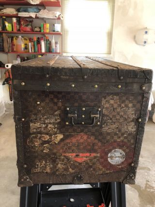 LOUIS VUITTON DAMIER ANTIQUE STEAMER TRUNK CHECKERBOARD COFFEE TABLE 9