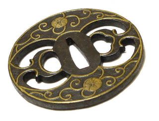 ◆Large Tsuba◆ - Ivy leaf & Crest sukashi - Heianjyo Gorgeous 81mm Box 5