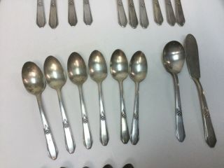 44 PC NORTHUMBRIA LAURIER STERLING SILVER FLATWARE SPOONS FORKS KNIVES 1115 grms 4