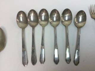 44 PC NORTHUMBRIA LAURIER STERLING SILVER FLATWARE SPOONS FORKS KNIVES 1115 grms 6