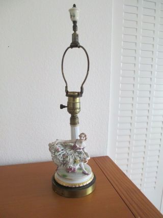 ANTIQUE MULLER VOLKSTEDT DRESDEN PORCELAIN LAMP FIGURINE. 11