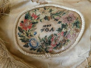 DATED 1843,  19TH CENTURY SILK AND PETIT POINT EMBROIDERY FRINGED BAG / PURSE 4