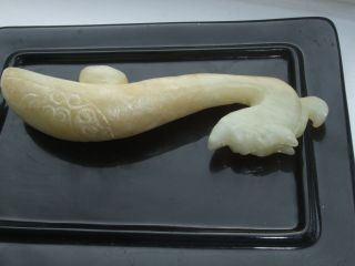 ANTIQUE CHINESE JADE CARVED WITH A DRAGON HEAD BELT BUCKLE 4