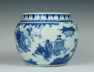 Fine & rare Chinese Transitional porcelain potiche with figures,  Chongzhen 1640 2