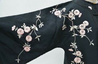 Exquisite Chinese Silk Embroidered Turn of the Century Embroidered Robe 6