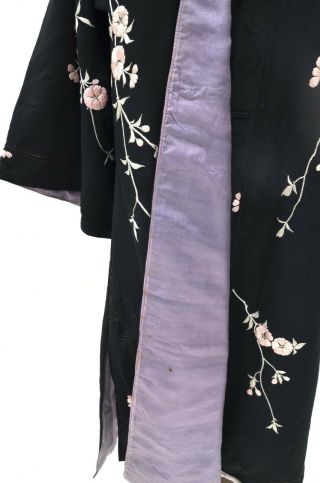 Exquisite Chinese Silk Embroidered Turn of the Century Embroidered Robe 9