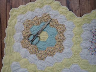 Summer Cottage Vintage 30s Yellow & White Flower Garden Quilt 88x80 