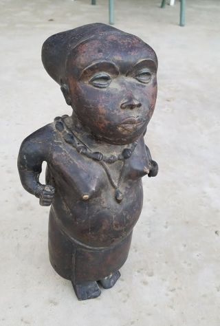 Court Dwarf Bronze Cast Female Akaeronmwon Kingdom Of Benin 18 " Antique