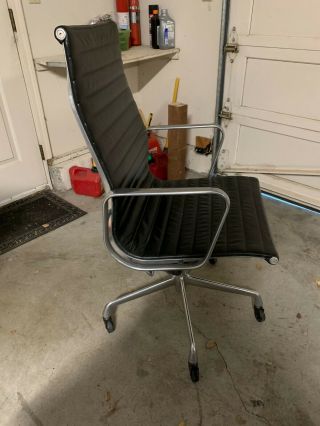Herman Miller/Eames Authentic Aluminum Group High Back Executive Chair 3