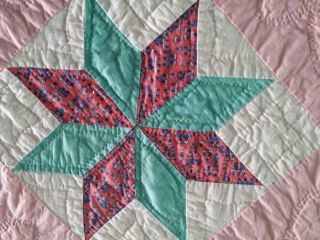 Vintage Feedsack Fabric Star Quilt 30 ' s 40 ' s Floral Novelty Pink Accents 72x94 3