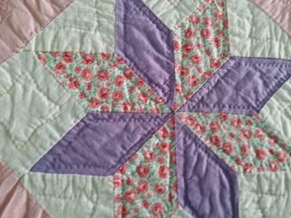 Vintage Feedsack Fabric Star Quilt 30 ' s 40 ' s Floral Novelty Pink Accents 72x94 4