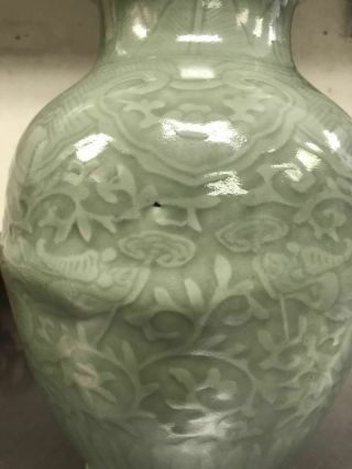 Chinese Antique LongQuan Green Glaze Dragon Vase 2