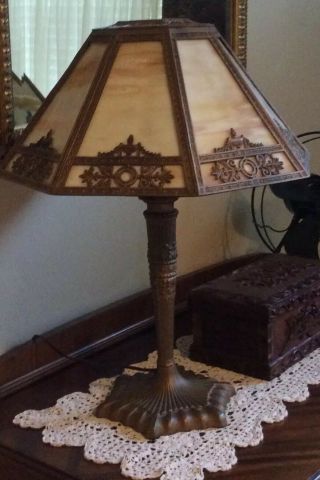 Antique (1915) Table Lamp With Carmel Slag Glass And Ornate Filagree Shade