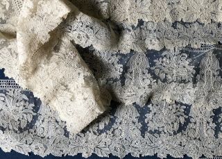 19th C.  Brussels Point De Gaze Needle Lace Edging Unusual Collector Couture