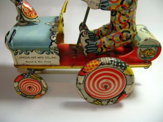 Vintage Unique Art Mfg Co.  Artie The Clown Car Tin Litho Wind Up Toy U.  S.  A 8