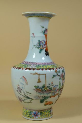 A Chinese Famille rose Porcelain Vase.  Marked. 4
