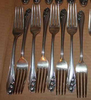 Vintage 1950 Gorham LILY OF THE VALLEY 44 Piece Sterling Silver Flatware Set 2