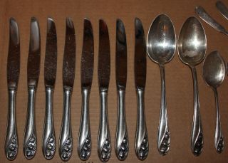 Vintage 1950 Gorham LILY OF THE VALLEY 44 Piece Sterling Silver Flatware Set 9