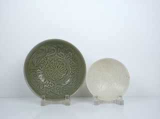 Two Chinese Ceramic Dishes