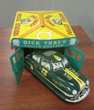 Vintage Marx Tin Litho Dick Tracy Wind Up Police Station & Friction Car Playset