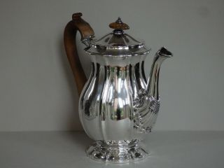 ANTIQUE GEORGIAN STERLING SILVER COFFEE POT - WILLIAM EATON - LONDON 1827 - 853g 2