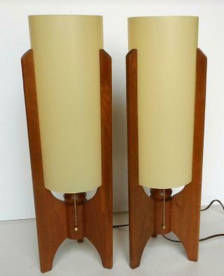 Pair 2 Vintage Danish Modern Teak Wood Rocket Table Mantle Lamps 19 " Tall Mcm