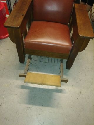 Rare Mission Arts,  Crafts Quartered Oak Arm Morris Chair storage.  Push button 2