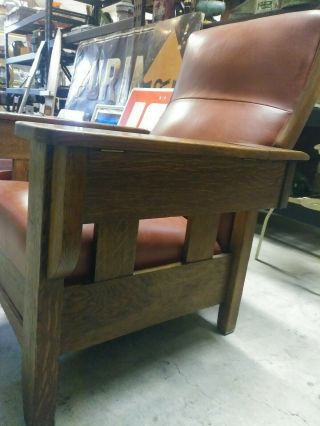 Rare Mission Arts,  Crafts Quartered Oak Arm Morris Chair storage.  Push button 3