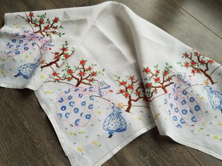 GORGEOUS Vintage Hand Embroidered Linen Tablecloth with Crinoline Ladies 7