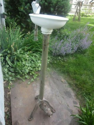 Vintage/Antique Drinking Water Fountain with Enamel Sink 5