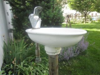 Vintage/Antique Drinking Water Fountain with Enamel Sink 6