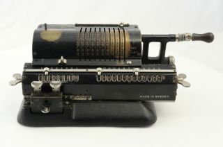 Odhner Model 8 Calculator / Adding Machine