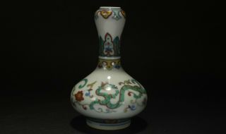 A Chinese Narrow - Opening Dragon - Decorating Porcelain Vase