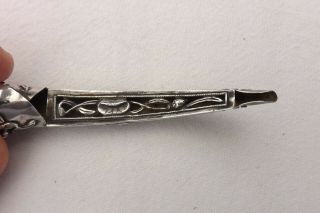 RARE ANTIQUE CHINESE SILVER NAIL GUARD HALLMARKED,  A FROG AND FLOWERS 9CMS (993) 6