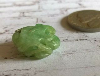 Antique Dynastie Qing Chinese Hand Carved Green Jade Ornament Bead Amulet 7