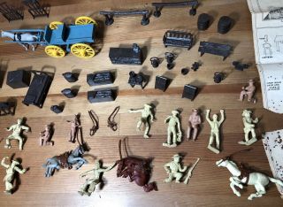 Vintage 1950s Marx Roy Rogers Western Town Plus many Accessories 6