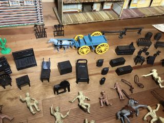 Vintage 1950s Marx Roy Rogers Western Town Plus many Accessories 8