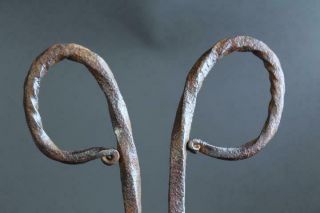 RARE 18TH C AMERICAN WROUGHT IRON PIPE TONGS EARLY FORM GREAT DECORATED HANDLES 9