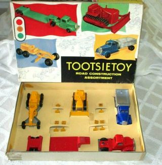 Vintage Tootsietoy No.  6000 Road Construction Play Set - Mib - Caterpillar Bulldozer
