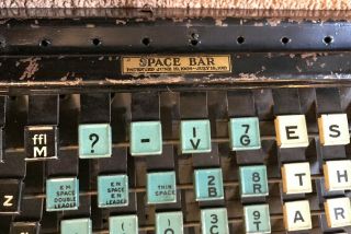 ANTIQUE LINOTYPE PRACTICE KEYBOARD Space Bar RARE 1906 Tin Metal 3