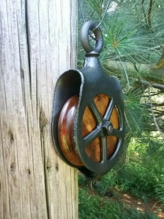 Antique / Vintage Cast Iron Barn Pulley Old Farm Tool Rustic Primitive 4