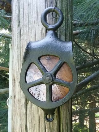 Antique / Vintage Cast Iron Barn Pulley Old Farm Tool Rustic Primitive 6