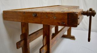 Antique Oak Carpenter ' s and Joiner ' s Workbench 6